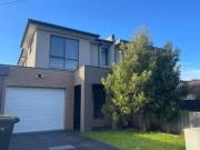 1/8 Koonawarra Street, Clayton, VIC 3168