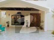 18 Marla Brand New Double Storey Park Facing Luxurious...