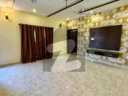 18 Marla Single Story House Available For Rent In Model...