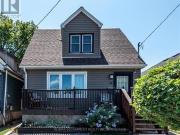 18 Merchison Avenue, Hamilton Homeside, ON, L8H 3C9...