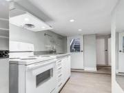 18 Palmerston Avenue Apt B Toronto ON M6J 2H7 1 Bedroom...