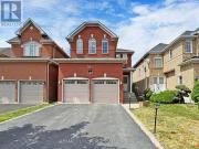 18 Sapphire Drive, Richmond Hill, ON, L4S 2E4 house for...