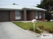 1/8 Swan Terrace, Ethelton, SA 5015