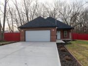 1904 Donald Dr, Louisville, KY 40216