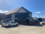 190m²* Open Plan Office Within Minutes Of Bruce Highway