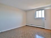 1919 Kilborn Avenue 2 Bedroom Apartment for Rent at 1919...