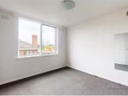 19/240 Domain Road, SOUTH YARRA Apartment for rent...