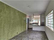 193 Área Útil Casa Alugar, 2 Dormitórios localizado em...