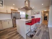 192 GLEN Road Unit# Upper