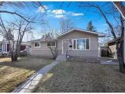 1934 Cottonwood Crescent Se, Calgary, AB, T2B 1P6 house for.