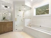 1942 N Orchard St 2, Chicago, IL