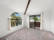 1943 Diamond St, San Diego, CA