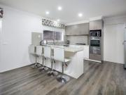 196 Linsell Boulevard, CRANBOURNE EAST, VIC 3977