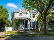 1986 Tomlinson Green, Edmonton, AB, T6R 2S5 house for sale.