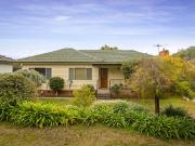 198 Walsh Street, EAST ALBURY, NSW 2640, Australia |...