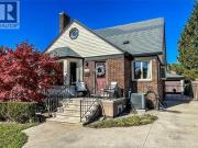 1990 Ypres, Windsor, ON, N8W 1S8 house for sale |...