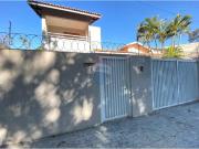 200 Área Útil Casa Alugar, 3 Dormitórios localizado em...