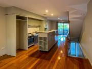 19/9 Rosecliffe Street, HIGHGATE HILL Townhouse for rent...