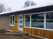 19 Harwick Crescent A Ottawa ON K2H 6R3 3 Bedroom House...