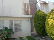 $1,000,000 CASA CON TRES RECÁMARAS Y ALBERCA EN LOS...