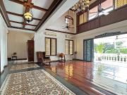 Classic 1,035 m² Family Home For Sale in Loyola Grand...