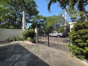 1,083 sqm 5 BR House with Garden and Pool for Rent in...