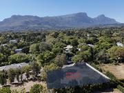 1 091 m² Land available in Constantia