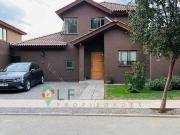 $ 1.200.000 Casa en Arriendo en Colina 3 dormitorios 3...