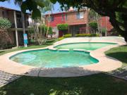 $1,200,000 Las Moras I, Con Tres Recámaras y Alberca,...