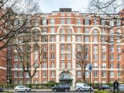 1 2 Bedroom flat in St. Johns' Wood Mansion