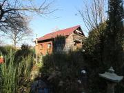 1 2FH, viel Platz, Grün, EBK, Garage.