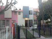 $1,300,000 Negociable, Tres Recámaras, Alberca,...