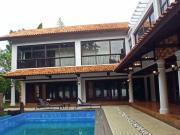 1,337 sqm Lot with 3 Bedrooms in Ayala Alabang Village...