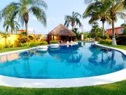 $ 1,350,000 UNA CASA CON TRES RECÁMARAS Y ALBERCA EN LAS...