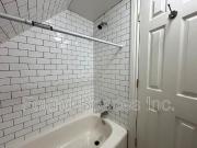 $1,349 / 1 br / 1 ba / 482 King Willaim st unit 3