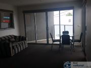 1 / 40 Koornang Road, Carnegie