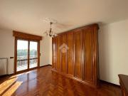 1.500 / mese, 140 Mq Tecnocasa.it 60835342