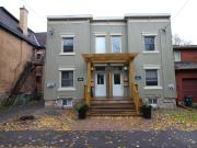 1 583 Mcleod Street Ottawa, ON K1R5R2