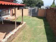 1.5 Bedroom Garden Cottage in Lambton