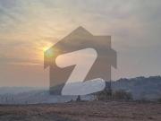 1.5 Kanal Special Top Heighted Back Open Plot