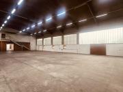 1.600m² stützenfreie hohe Multifunkt Hallen 1.500m²... 1.600m² stützenfreie hohe Multifunkt Hallen 1.500m²...