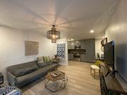 1 and 2 Bedrooms Walking Distance to U of A! Great...