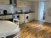 1 beautiful cosy, open plan flat all bills inc