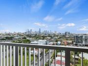 1 Bed, 1 Bath, 1 carspace, ducted AC, tinted and double...