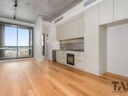 1 BED, 1 BATH & 1 CARSPACE IN THE HEART OF FITZROY!