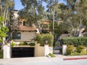 1 Bed 1 Bath Condo 2618 JUAN ST #3