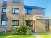 1 bed 1st Floor Flat to rent in Bearsden Dunbartonshire,... 1 bed 1st Floor Flat to rent in Bearsden Dunbartonshire,...