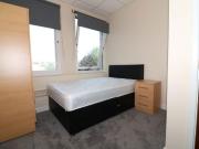 Studio 1st Floor Flat to rent in Bradford West...