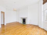 1 bed 1st Floor Flat to rent in Brighton And Hove East...