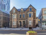 1 bed 1st Floor Flat to rent in Cardiff South Glamorgan,...